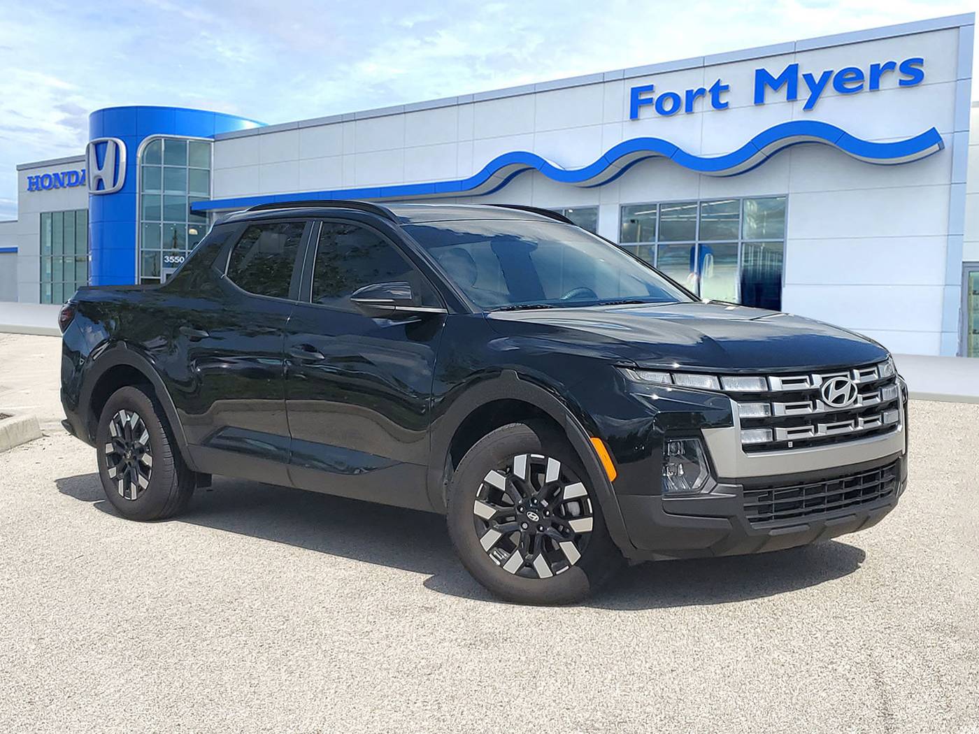 2025 Hyundai Santa Cruz SEL Activity — Pickup Truck — 14,081 mi — Fort Myers, FL
