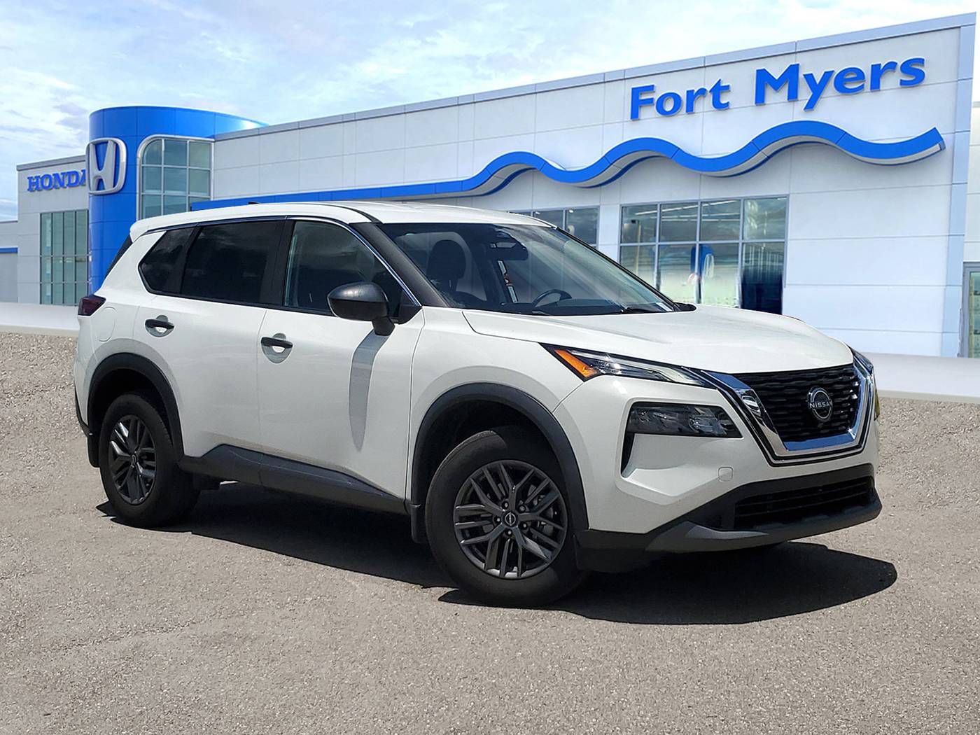 2023 Nissan Rogue S — SUV — 15,372 mi — Fort Myers, FL