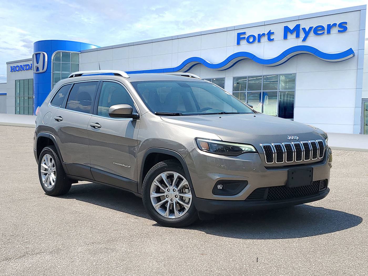 2019 Jeep Cherokee Latitude — SUV — 60,816 mi — Fort Myers, FL