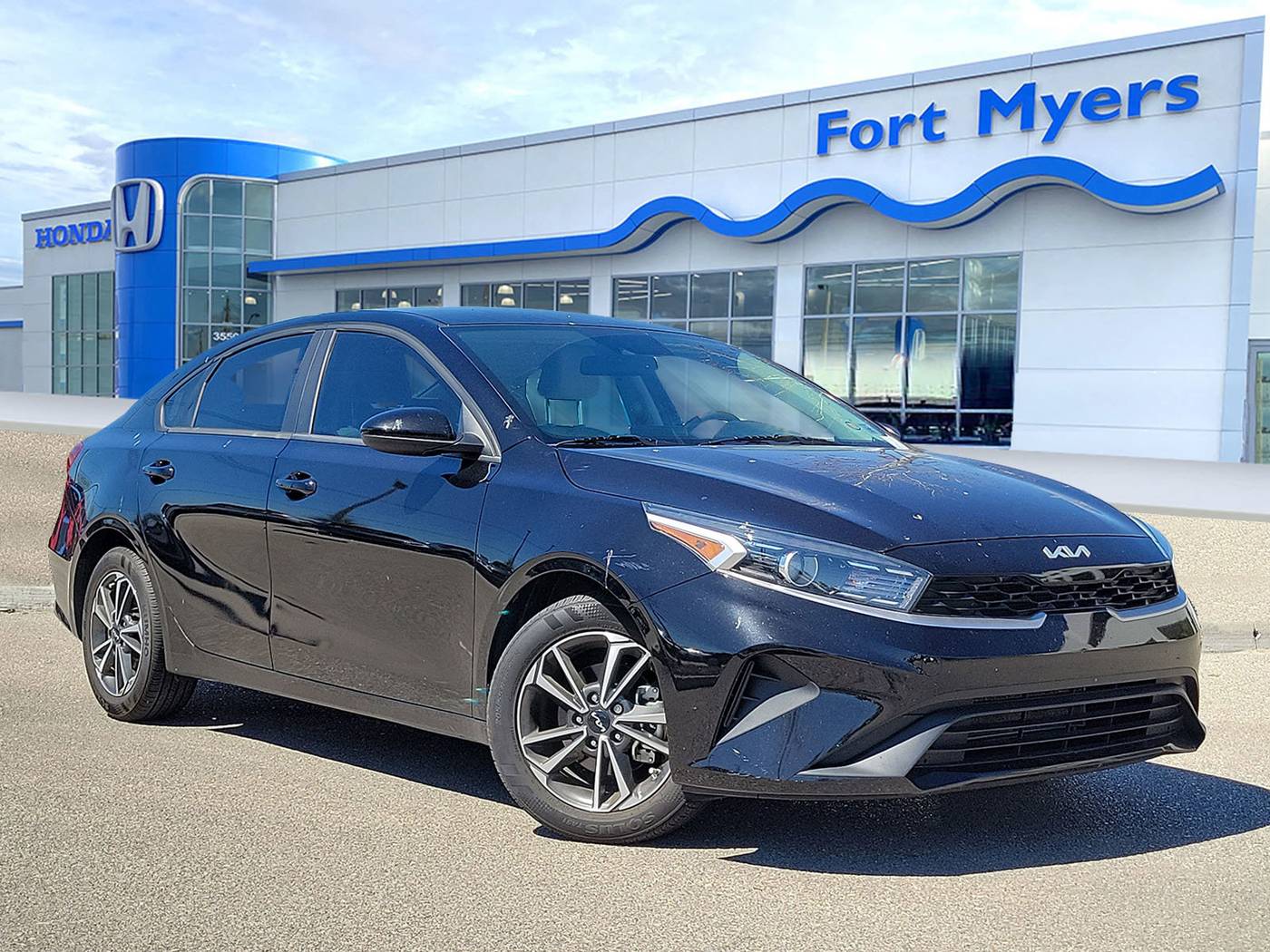 2022 Kia Forte LXS — Sedan — 28,704 mi — Fort Myers, FL
