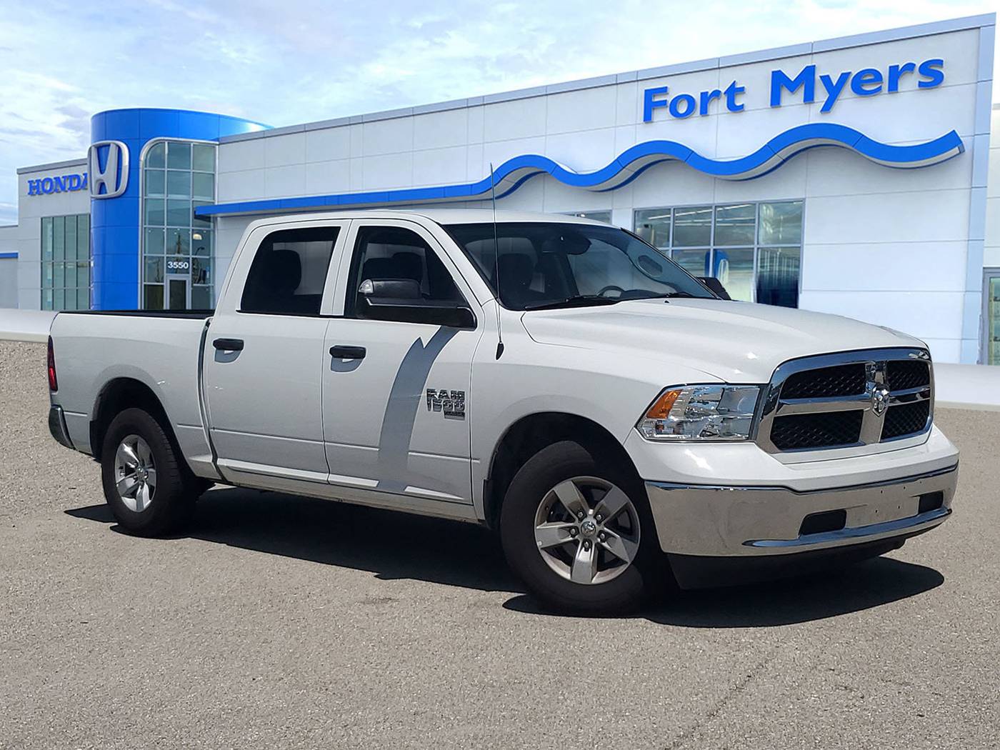 2023 Ram 1500 Classic SLT — Pickup Truck — 41,017 mi — Fort Myers, FL