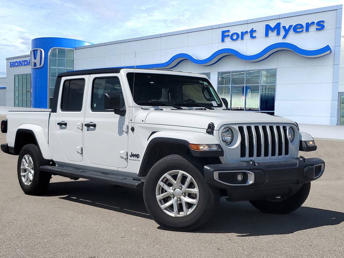 2023 Jeep Gladiator Sport S — Pickup Truck — 52,748 mi — Fort Myers, FL
