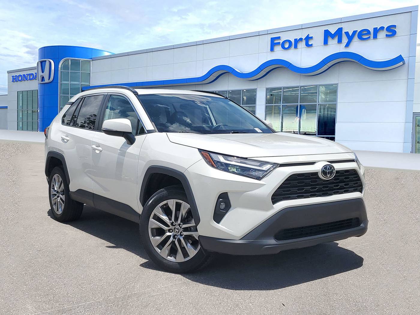 2022 Toyota RAV4 XLE Premium — SUV — 62,978 mi — Fort Myers, FL