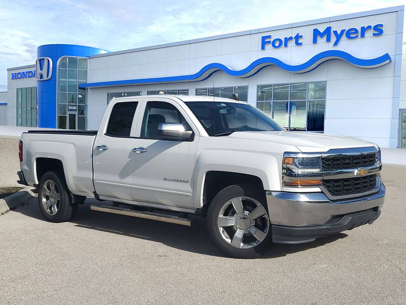2019 Chevrolet Silverado 1500 LD LT — Pickup Truck — 54,147 mi — Fort Myers, FL
