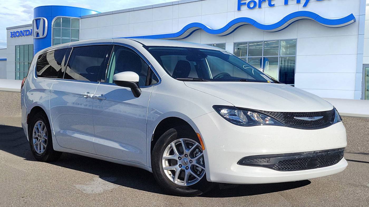 2023 Chrysler Voyager LX — Minivan — 56,971 mi — Fort Myers, FL