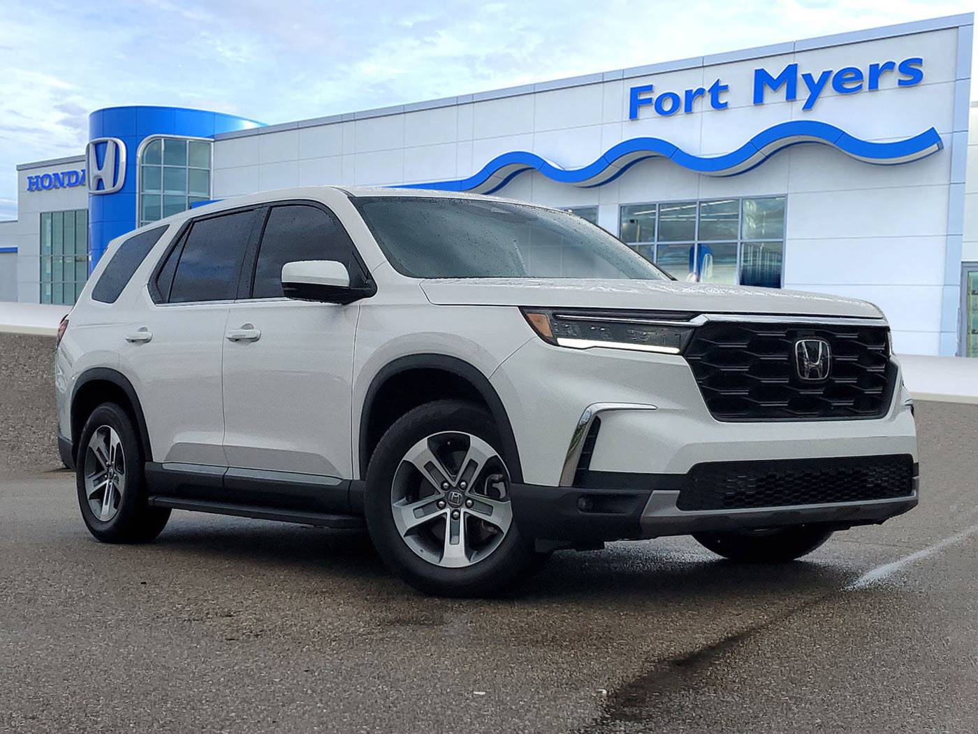 2024 Honda Pilot EX-L 7 Passenger — SUV — 13,710 mi — Fort Myers, FL