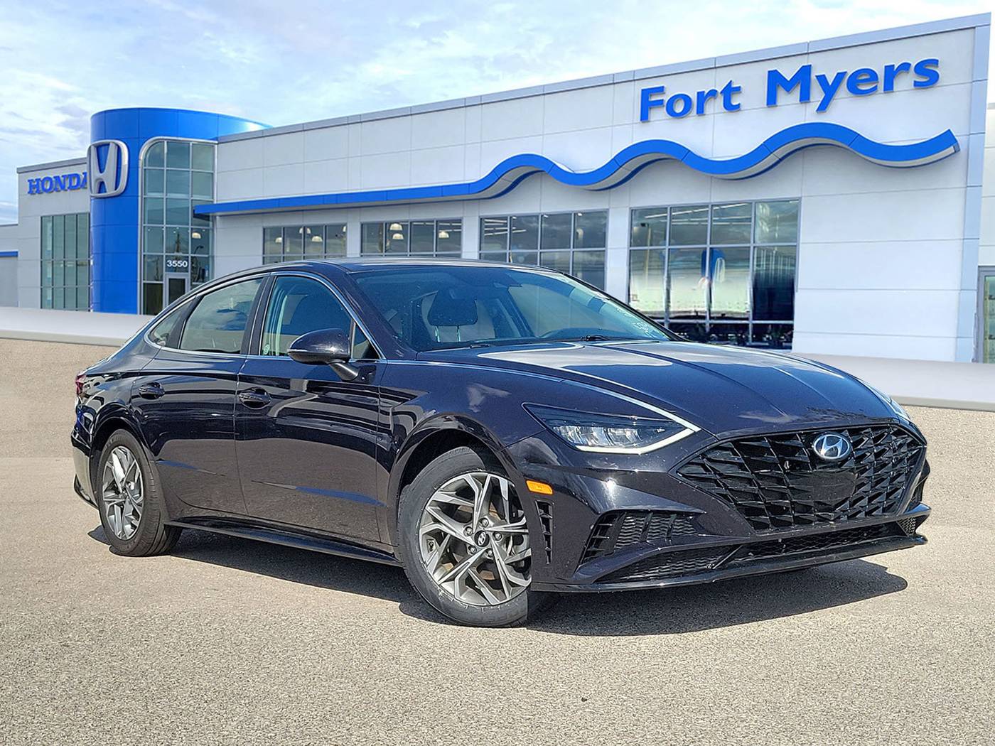 2023 Hyundai Sonata SEL — Sedan — 44,554 mi — Fort Myers, FL