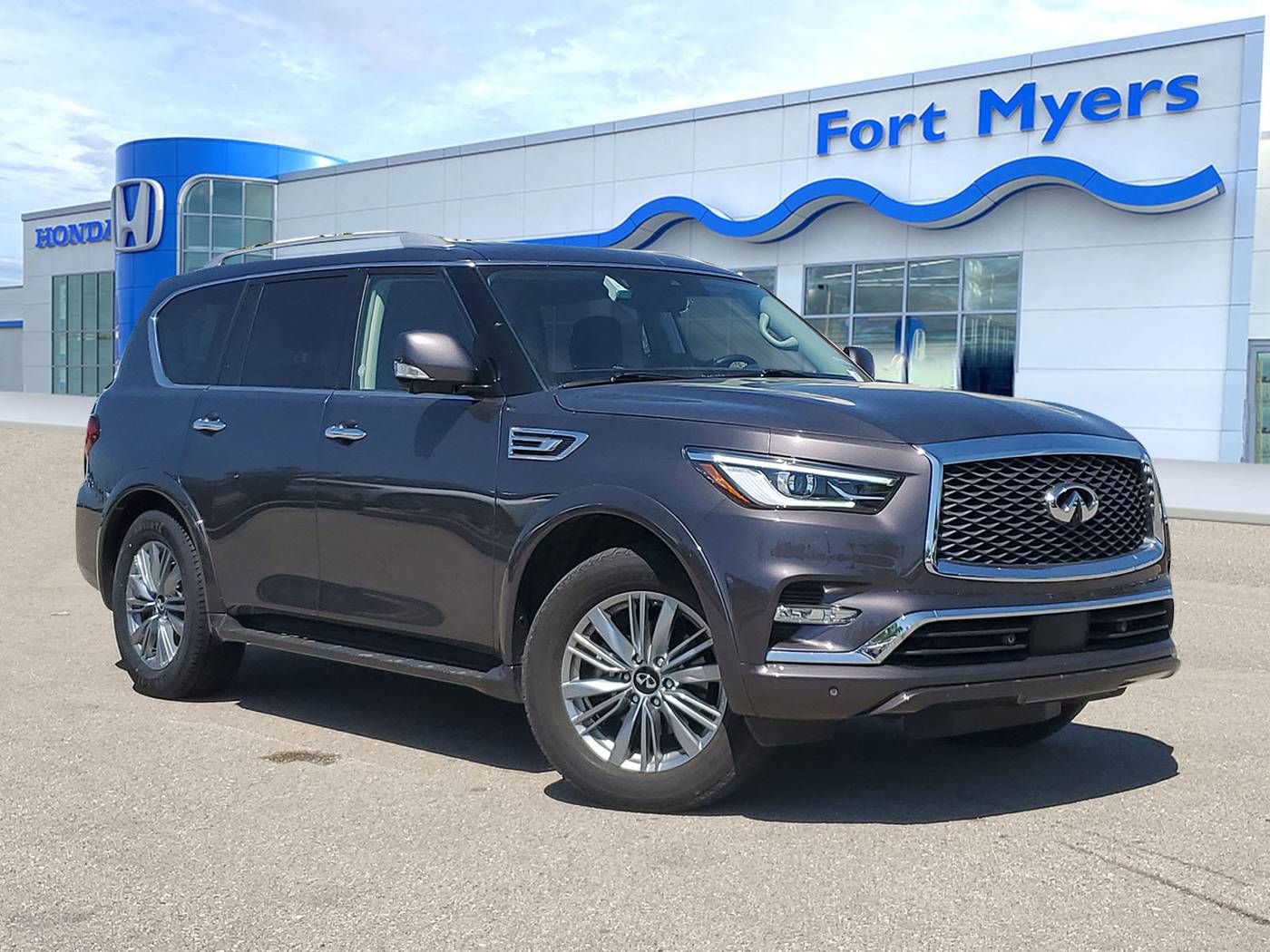 2024 INFINITI QX80 LUXE — SUV — 32,247 mi — Fort Myers, FL
