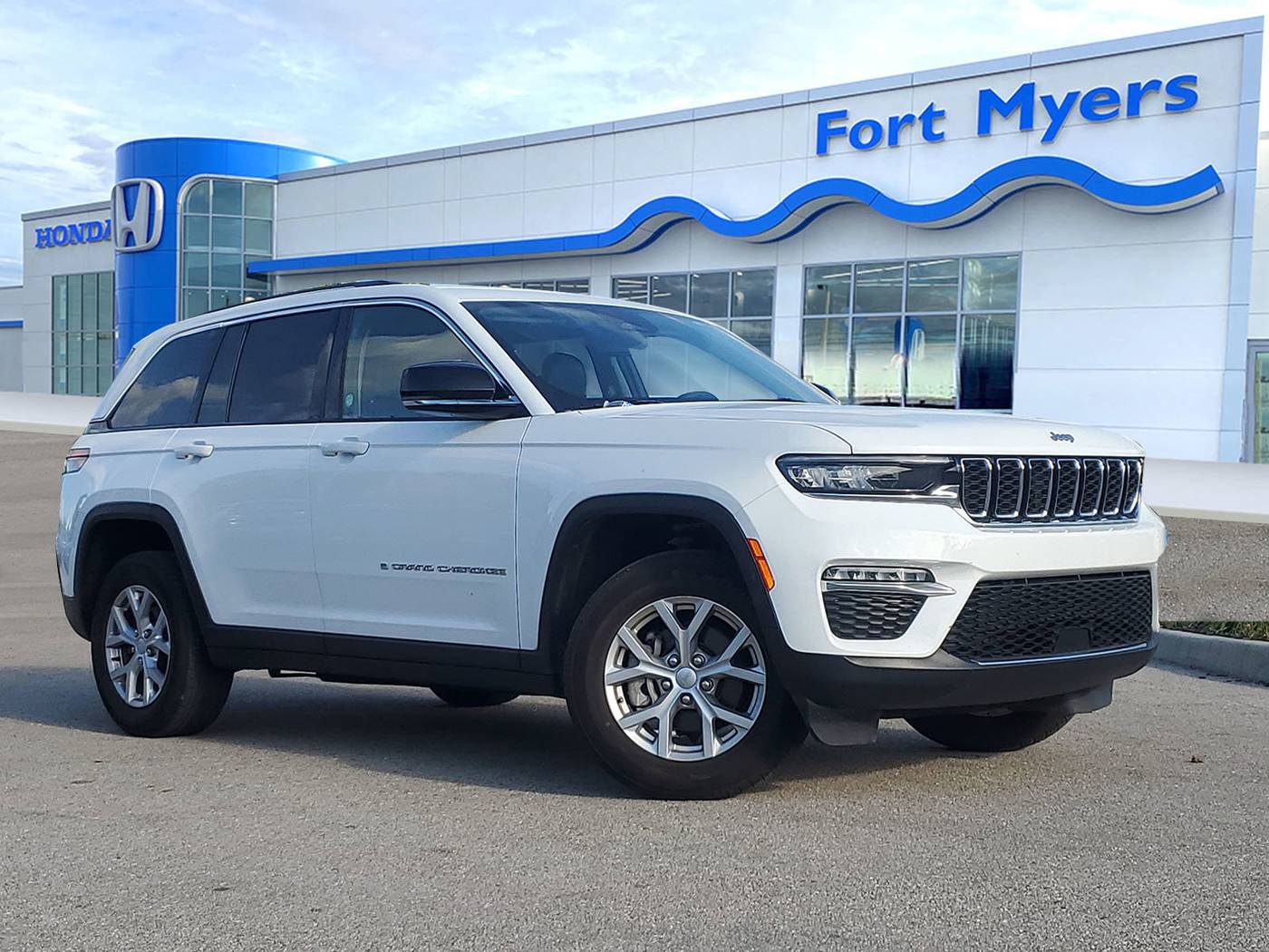 2023 Jeep Grand Cherokee Limited — SUV — 39,956 mi — Fort Myers, FL