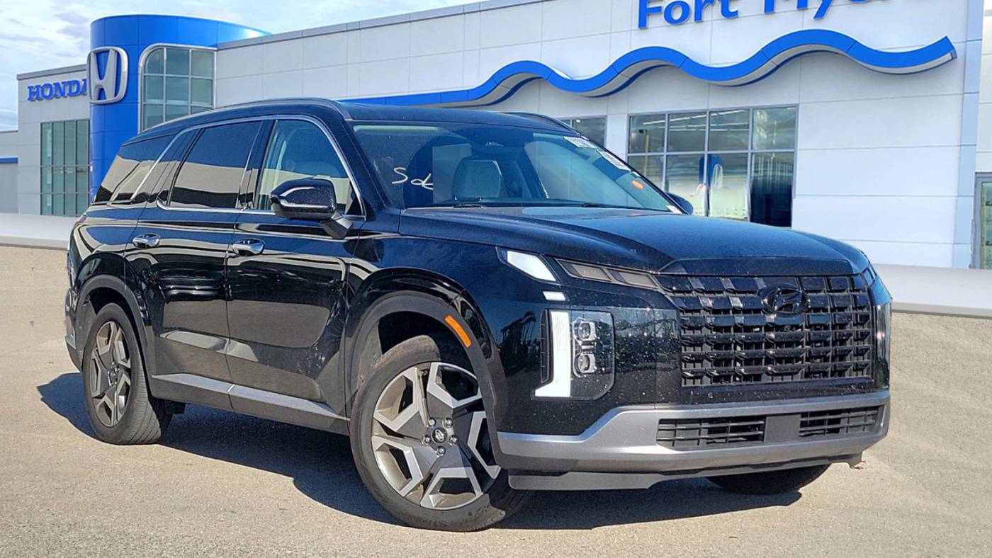 2023 Hyundai Palisade Limited — SUV — 28,560 mi — Fort Myers, FL