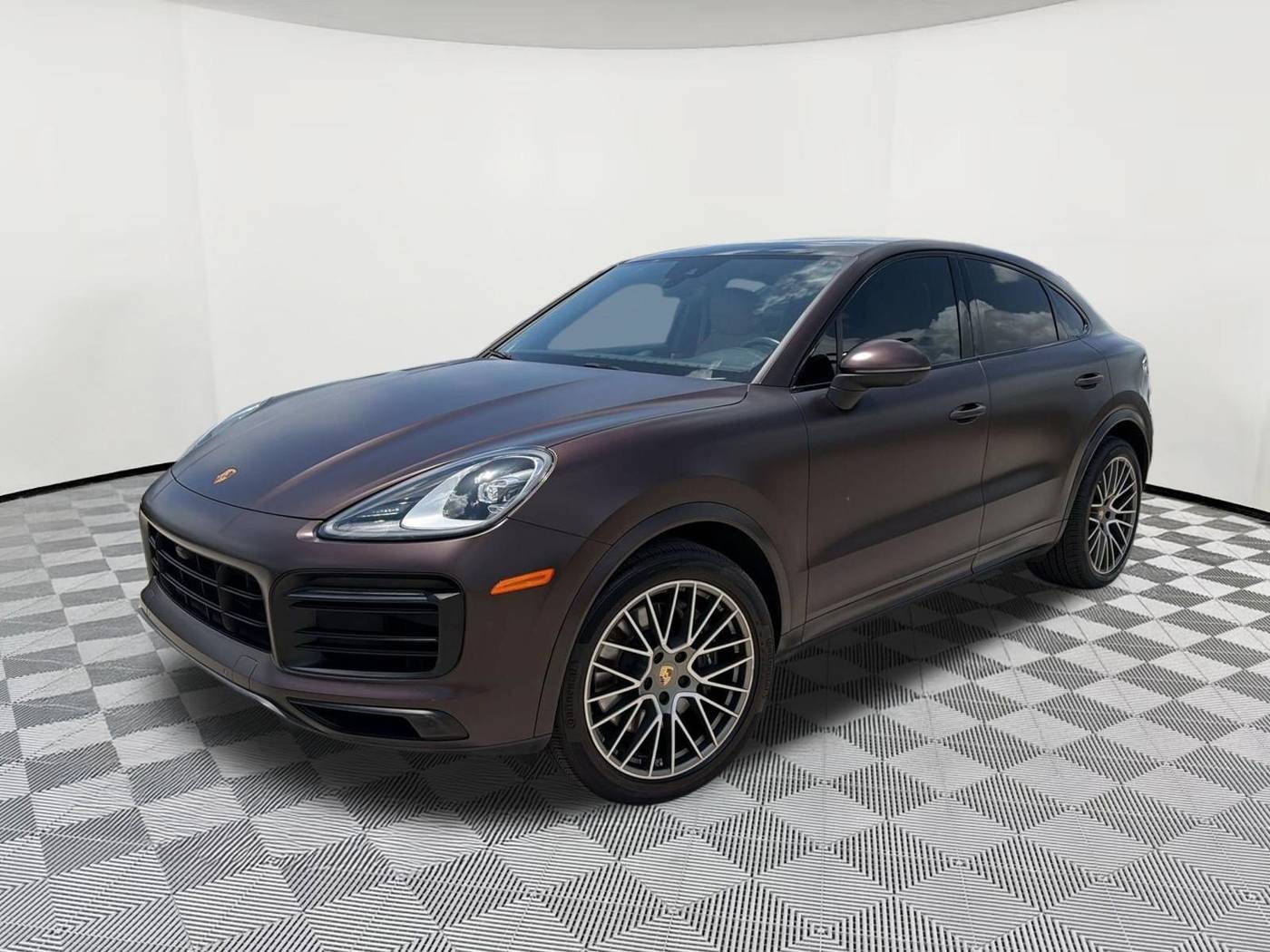 2023 Porsche Cayenne Platinum Edition