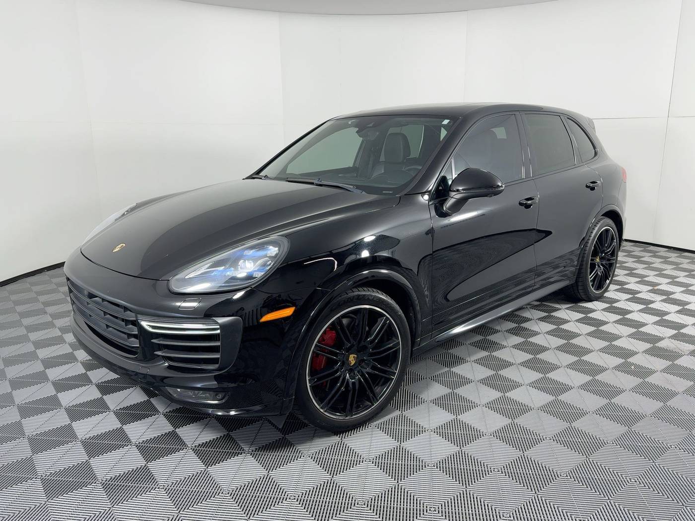 2018 Porsche Cayenne GTS