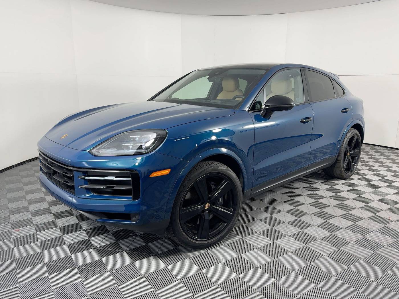 2025 Porsche Cayenne Cayenne — SUV — 14,951 mi — Houston, TX