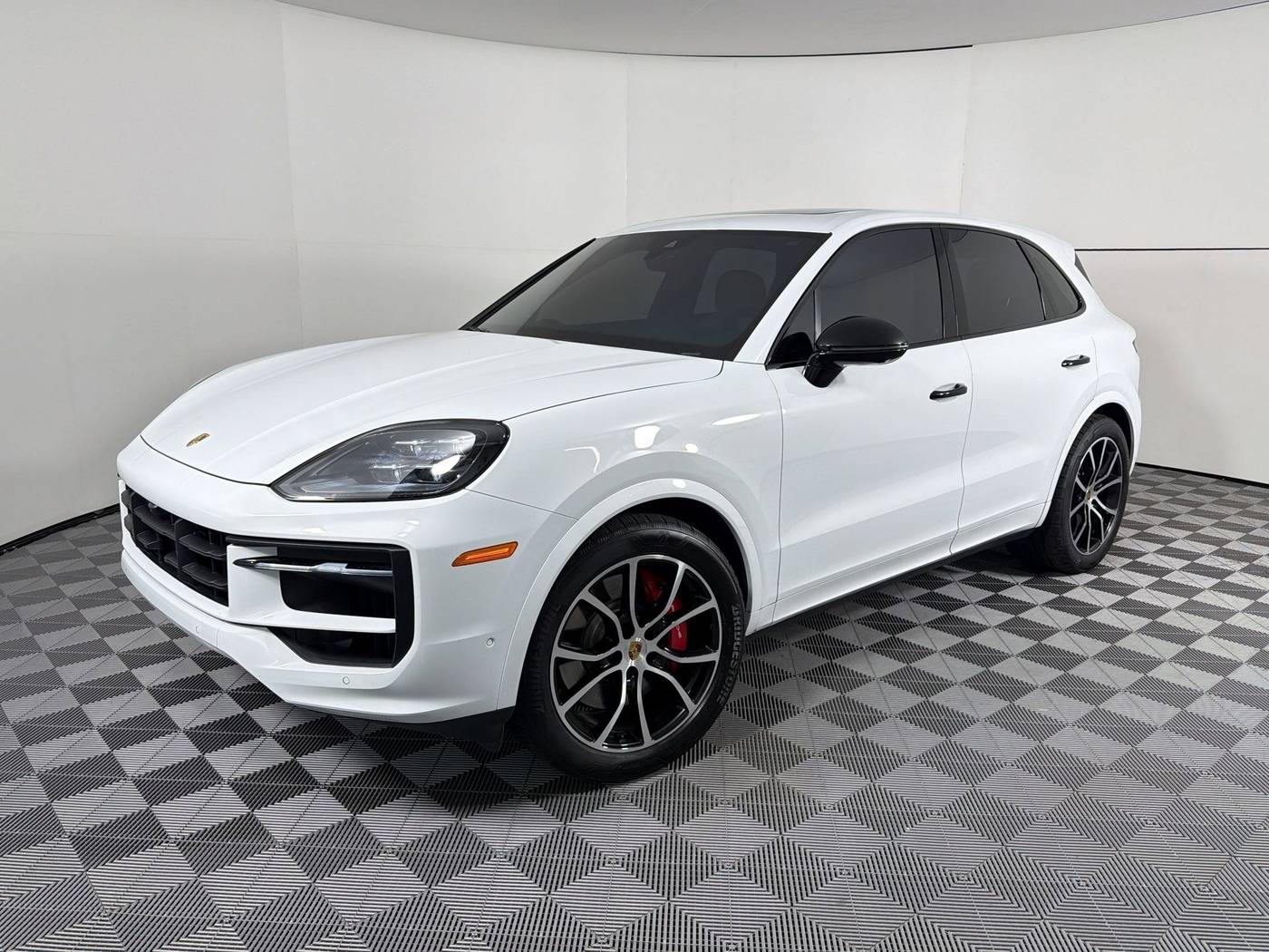 2024 Porsche Cayenne S