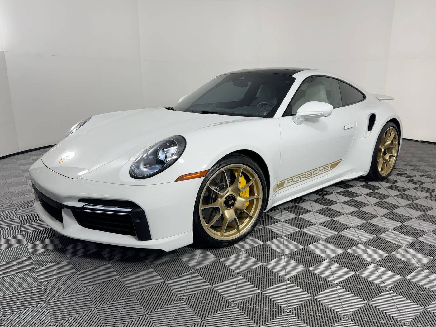 2022 Porsche 911 Turbo S