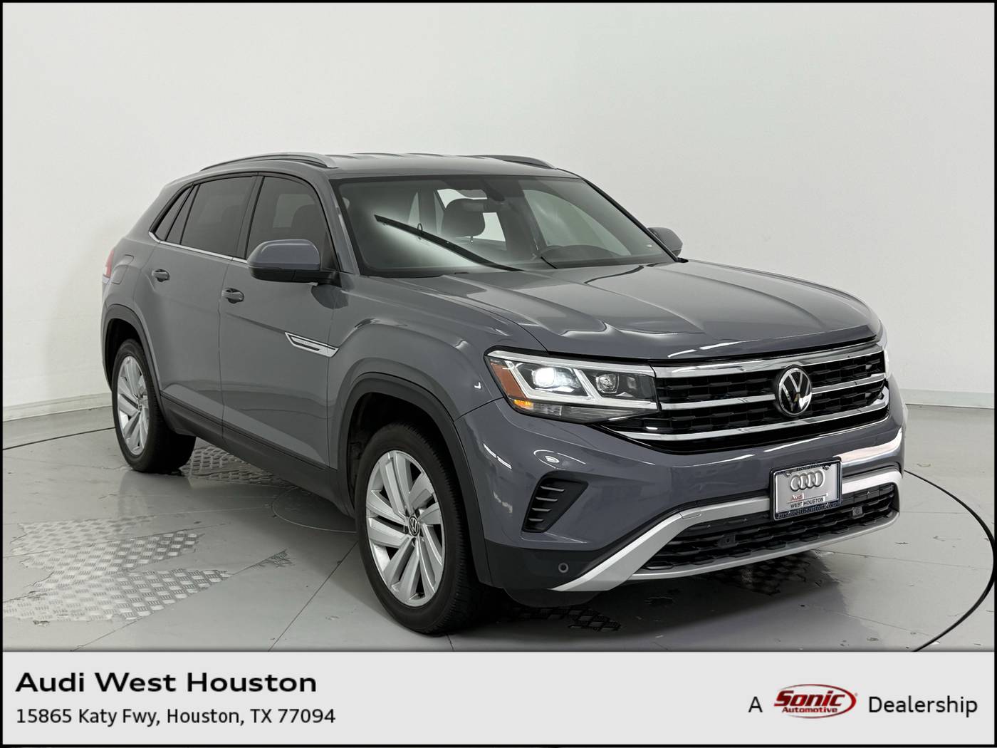 2020 Volkswagen Atlas Cross Sport SE with Technology — SUV — 95,972 mi — Houston, TX