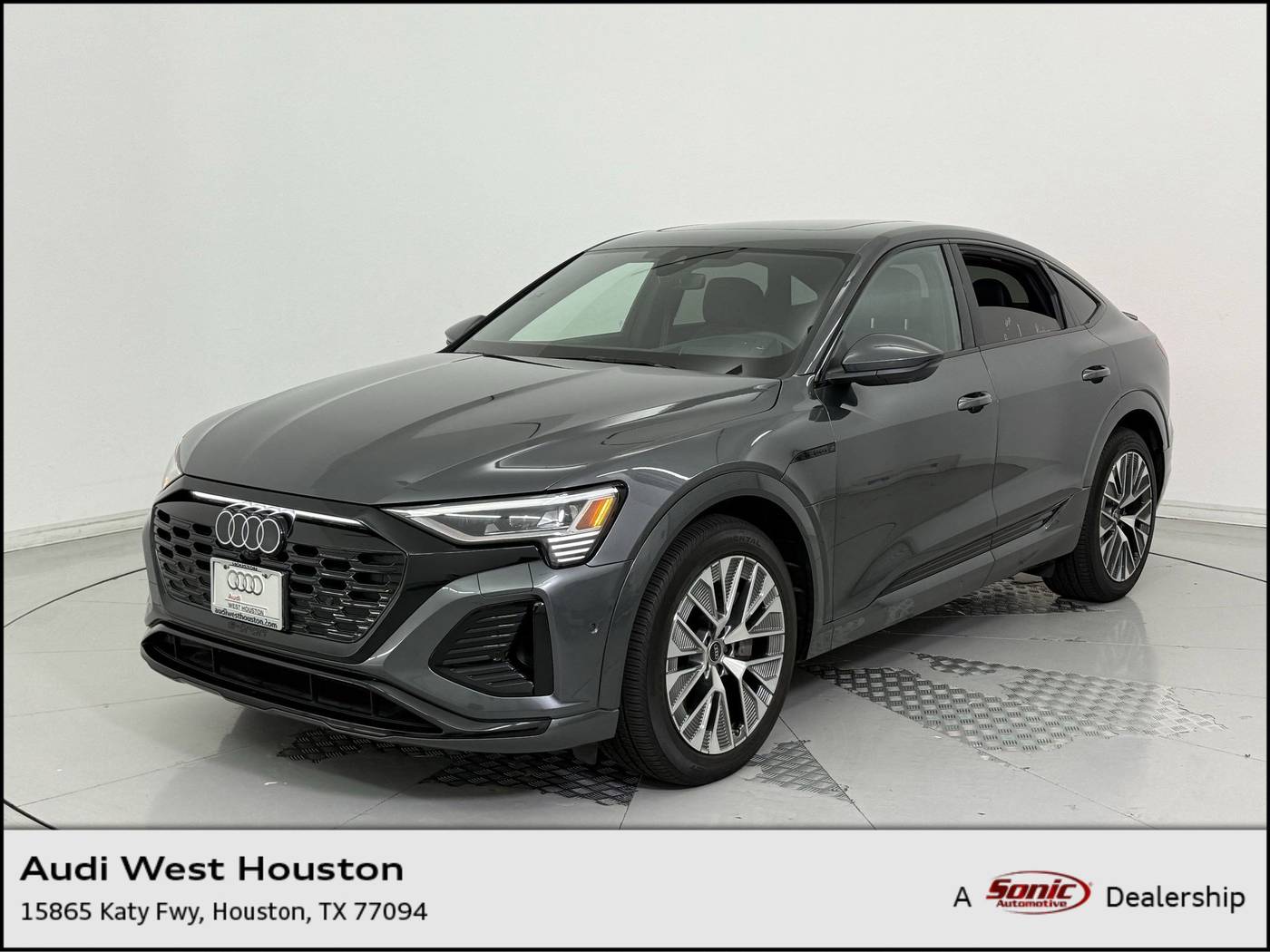 2024 Audi Q8 e-tron S line Prestige — SUV — 19,199 mi — Houston, TX