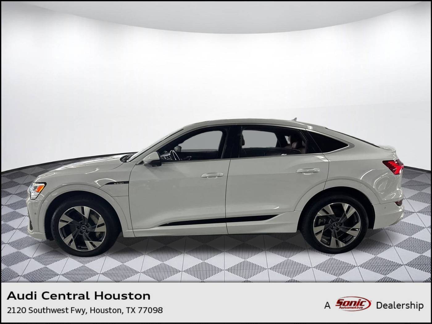 2021 Audi e-tron Premium Plus — SUV — 23,146 mi — Houston, TX
