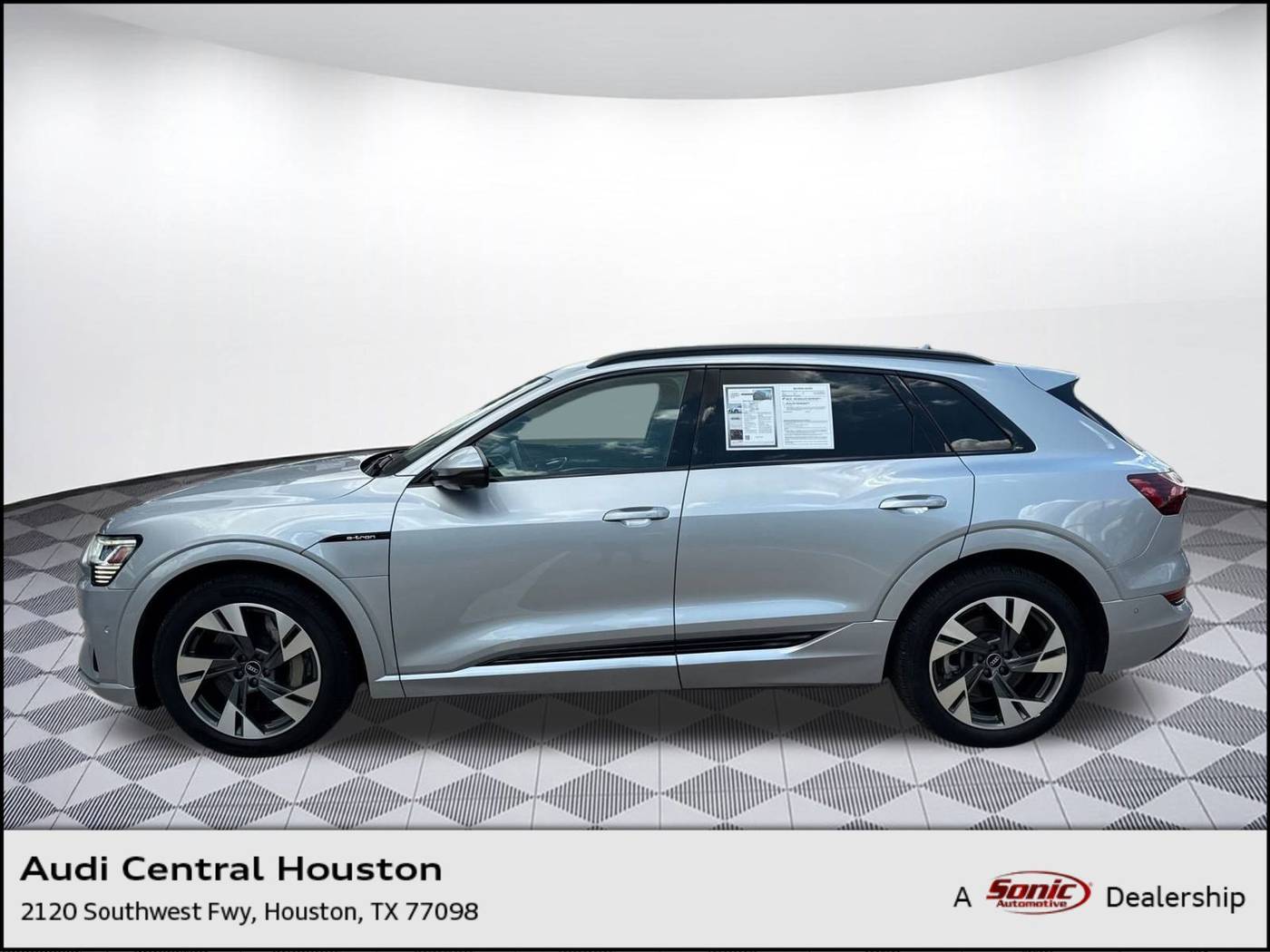 2022 Audi e-tron Premium — SUV — 40,449 mi — Houston, TX