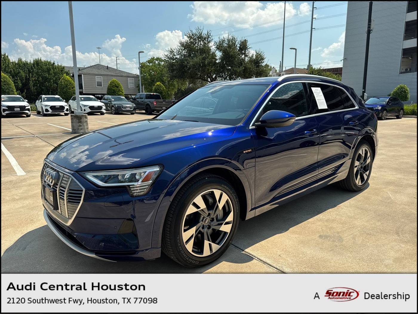 2022 Audi e-tron Premium — SUV — 13,521 mi — Houston, TX