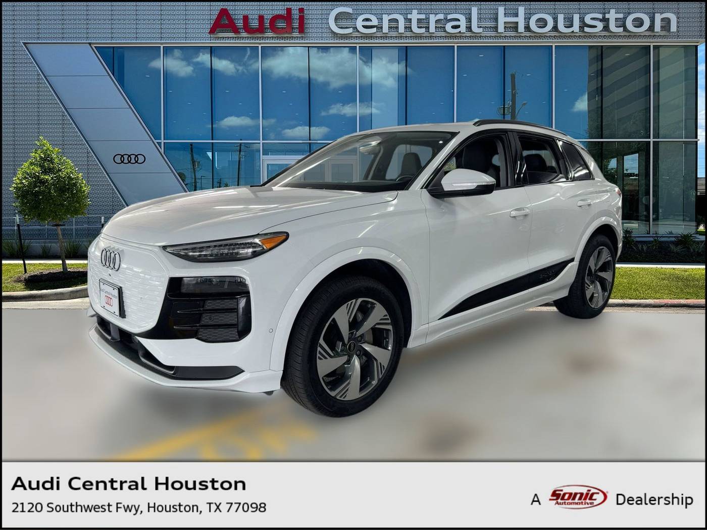 2025 Audi Q6 e-tron Premium Plus — SUV — 5,052 mi — Houston, TX