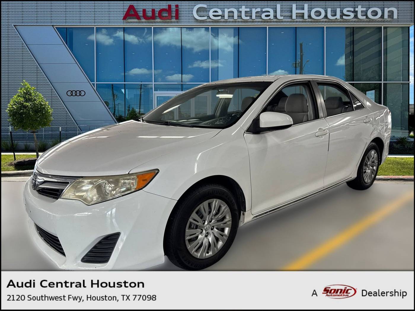 2013 Toyota Camry LE — Sedan — 178,184 mi — Houston, TX