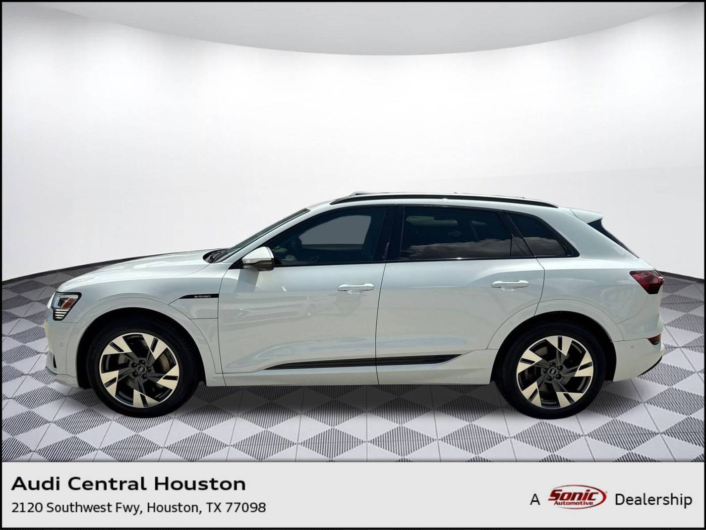 2022 Audi e-tron Premium — SUV — 19,372 mi — Houston, TX