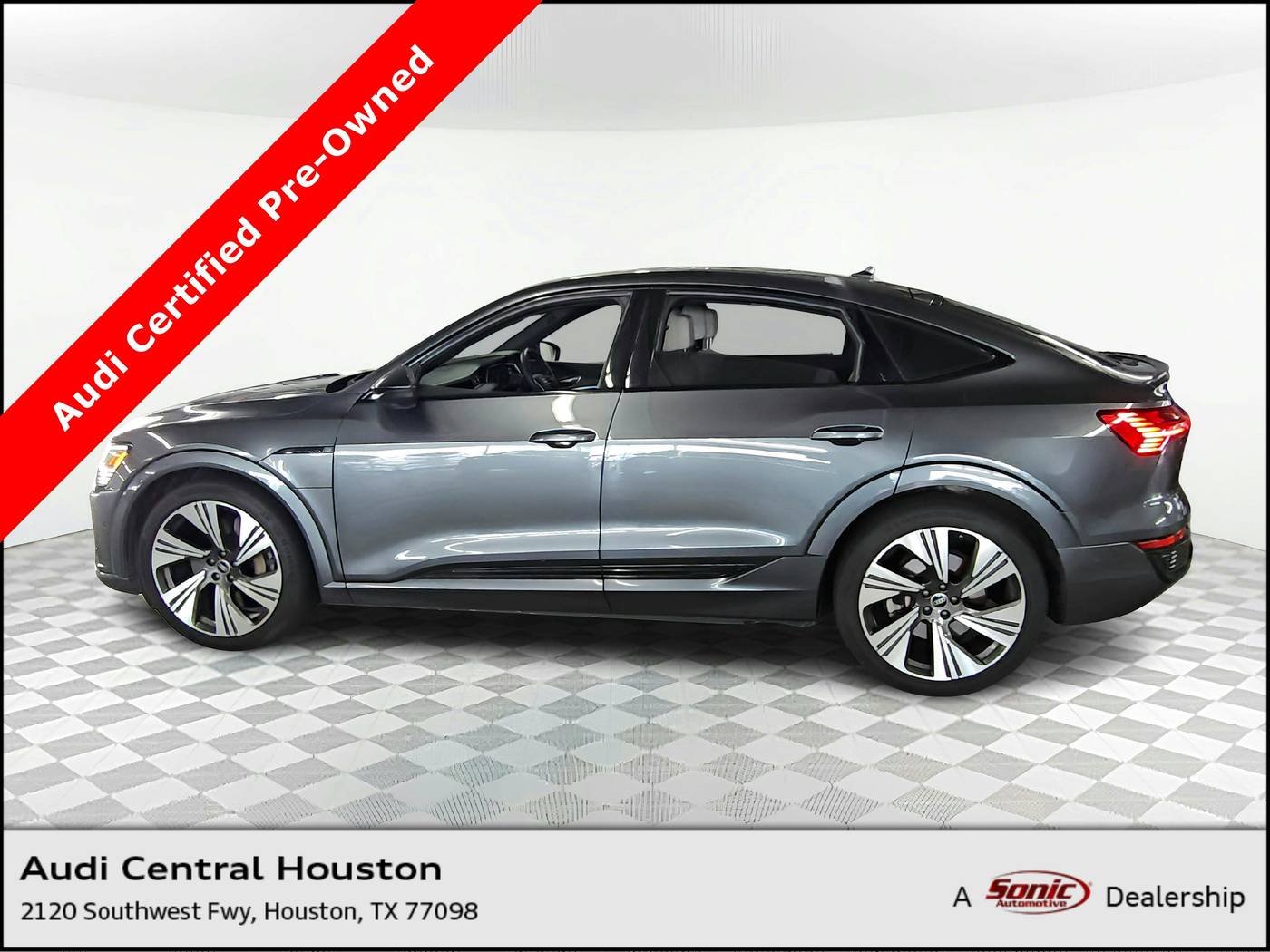2024 Audi Q8 e-tron S line Prestige — SUV — 18,735 mi — Houston, TX
