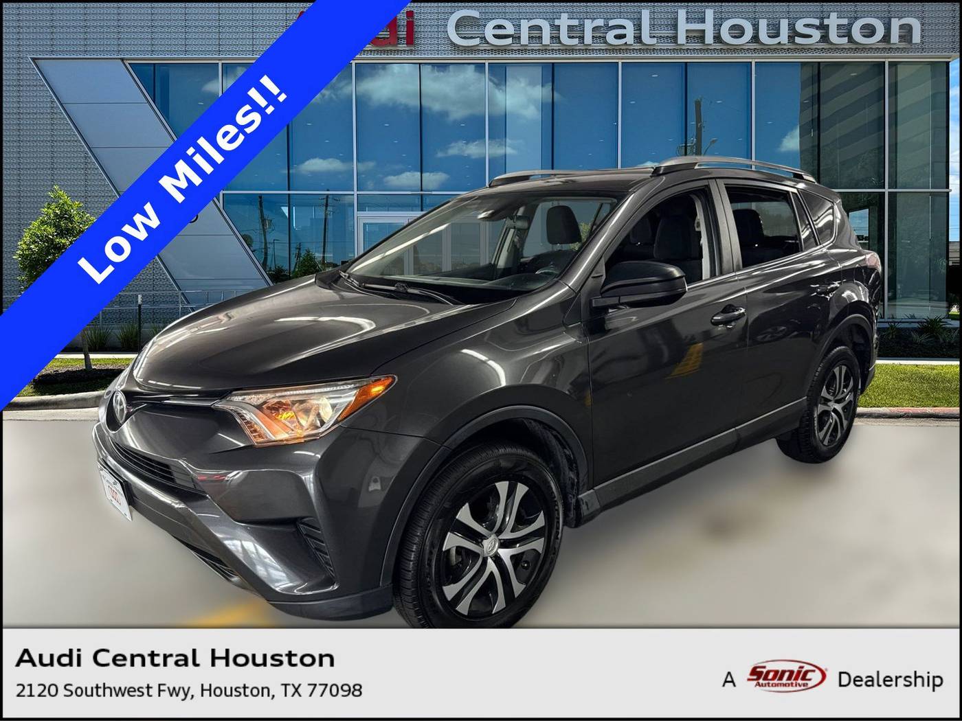 2017 Toyota RAV4 LE — SUV — 33,121 mi — Houston, TX