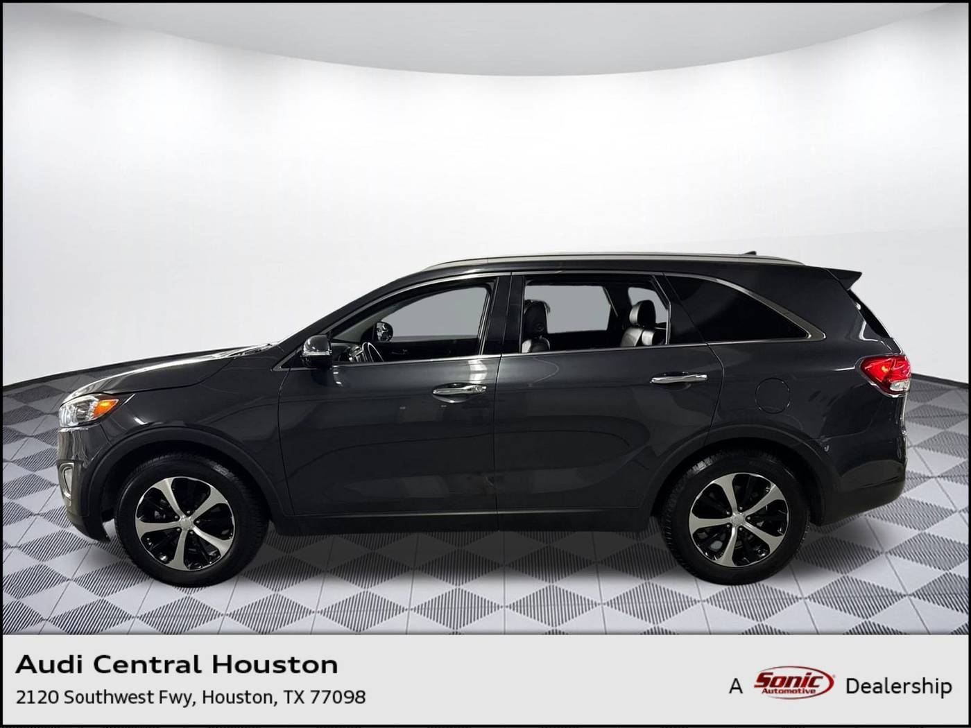 2017 Kia Sorento EX V6 — SUV — 113,992 mi — Houston, TX