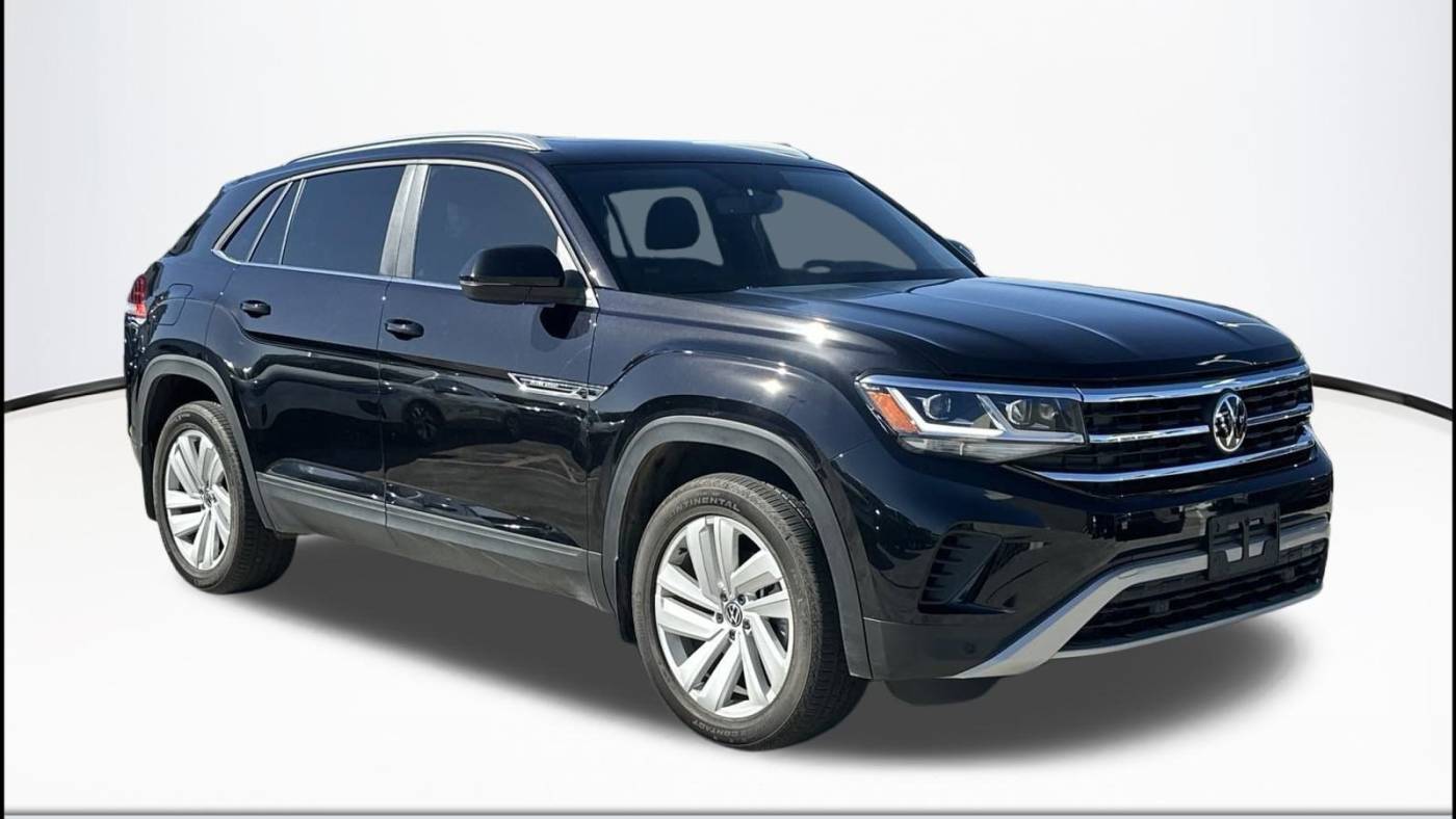 2022 Volkswagen Atlas Cross Sport SE with Technology — SUV — 16,885 mi — Houston, TX