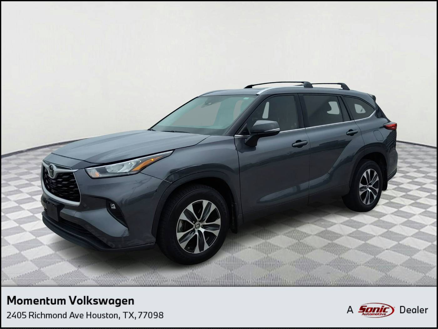2020 Toyota Highlander XLE — SUV — 92,100 mi — Houston, TX
