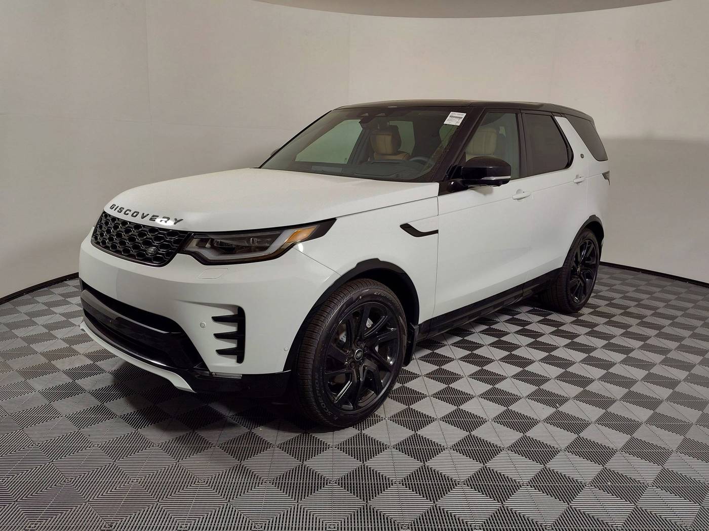 2025 Land Rover Discovery Dynamic SE — SUV — 2,300 mi — Houston, TX