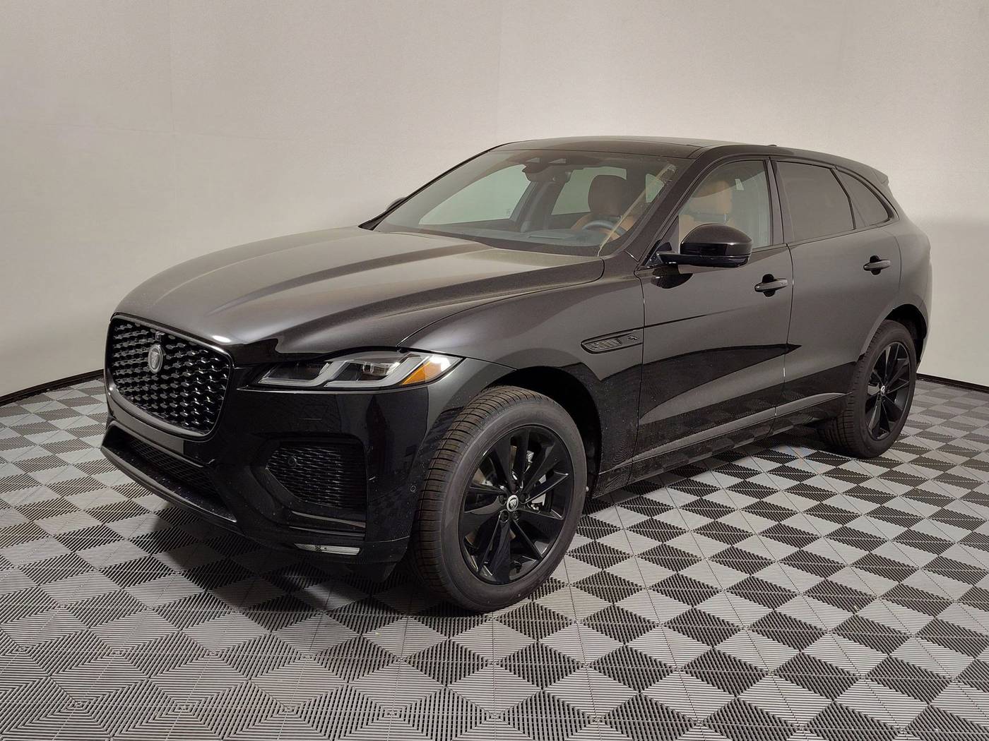 2026 Jaguar F-PACE R-Dynamic S — SUV — 5 mi — Houston, TX