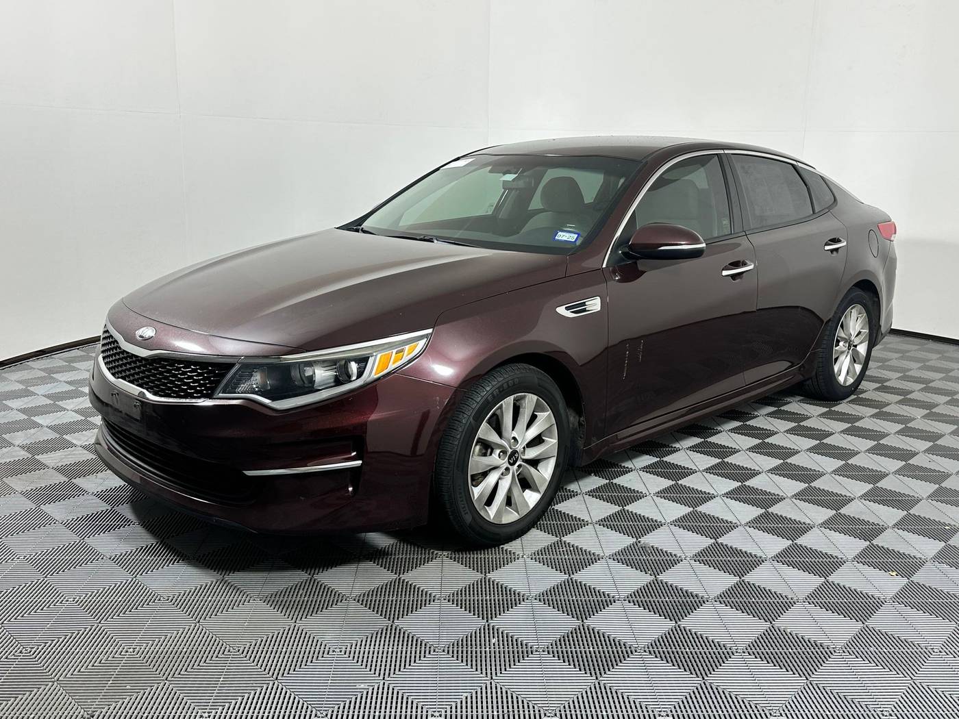 2018 Kia Optima LX — Sedan — 76,958 mi — Houston, TX