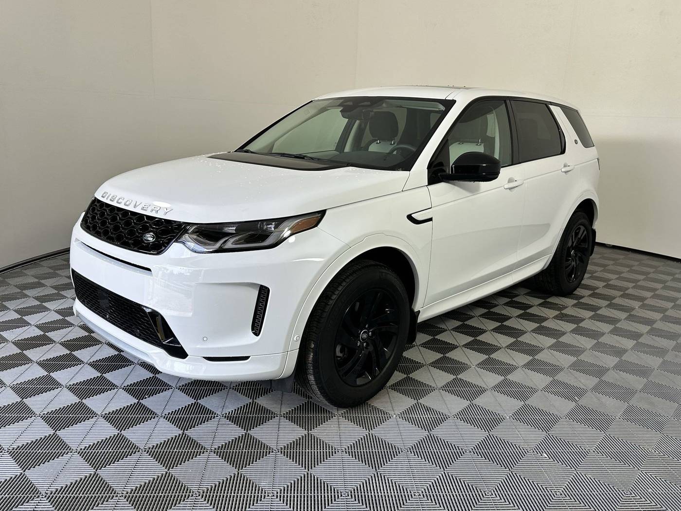 2025 Land Rover Discovery Sport S — SUV — 5,400 mi — Houston, TX
