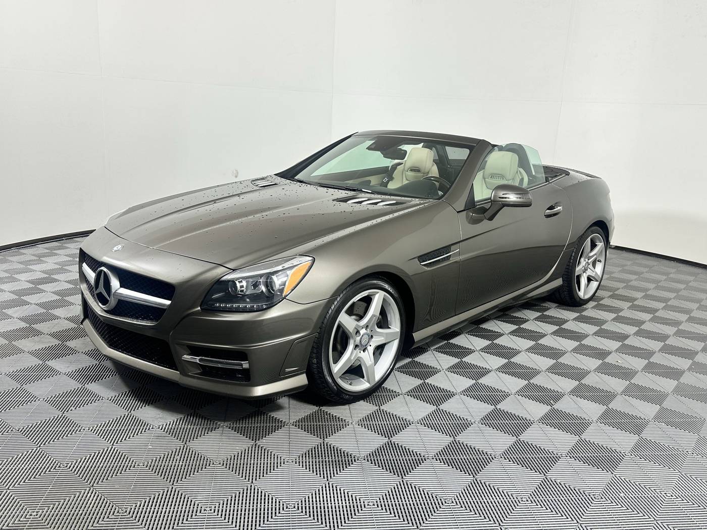 2016 Mercedes-Benz SLK SLK 350 — Convertible — 38,906 mi — Houston, TX