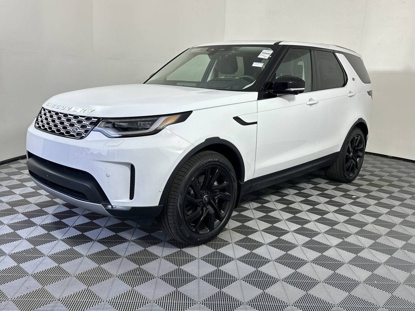 2025 Land Rover Discovery S — SUV — 4,112 mi — Houston, TX