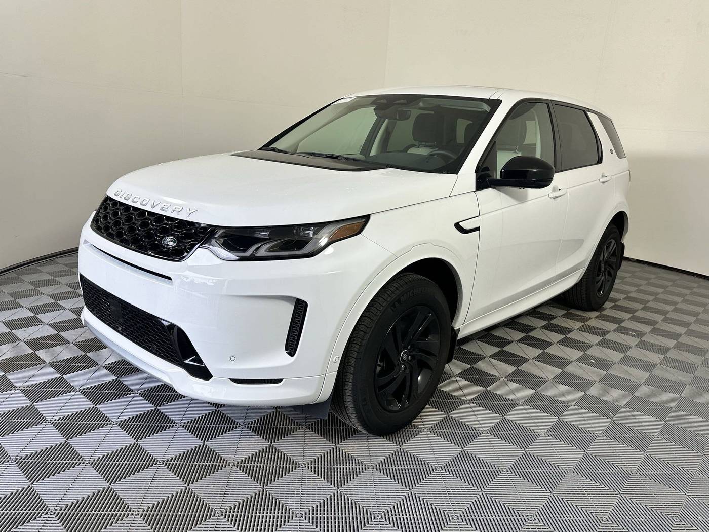 2025 Land Rover Discovery Sport S — SUV — 3,948 mi — Houston, TX