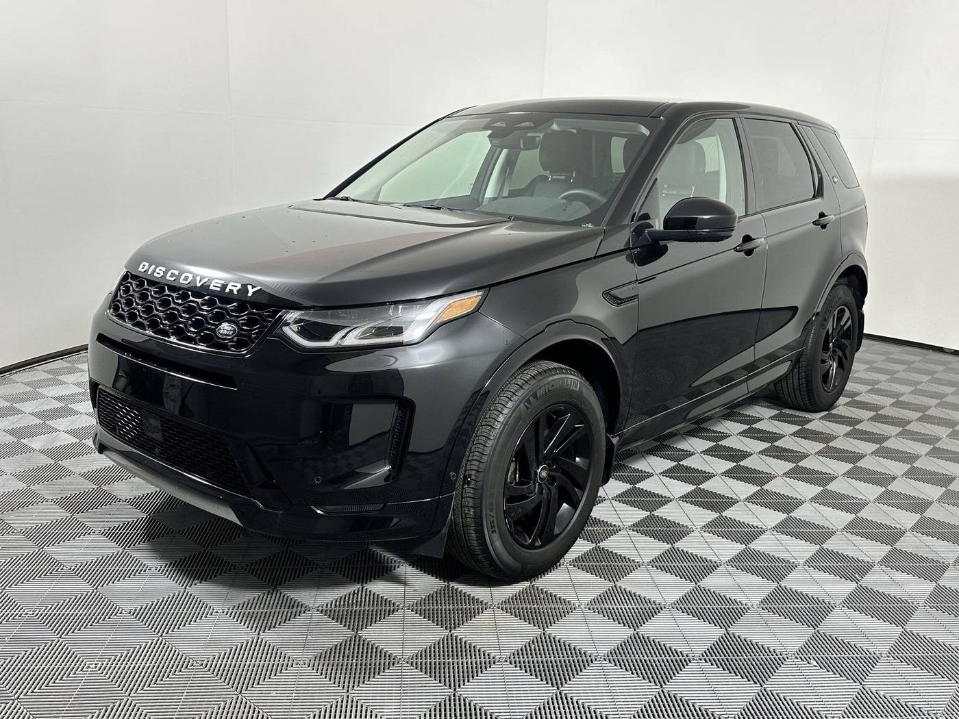 2025 Land Rover Discovery Sport S — SUV — 2,198 mi — Houston, TX