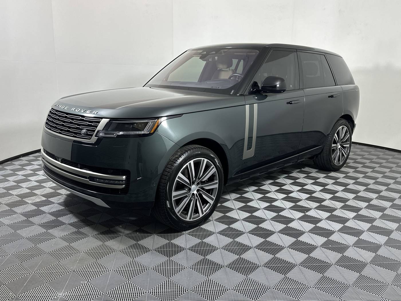 2023 Land Rover Range Rover SE — SUV — 20,835 mi — Houston, TX