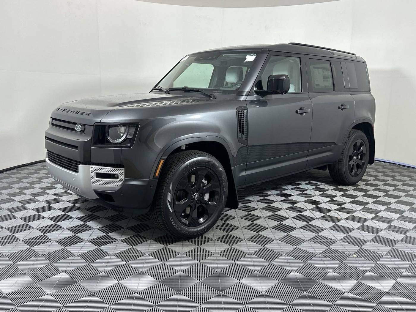 2025 Land Rover Defender S — SUV — 5 mi — Houston, TX