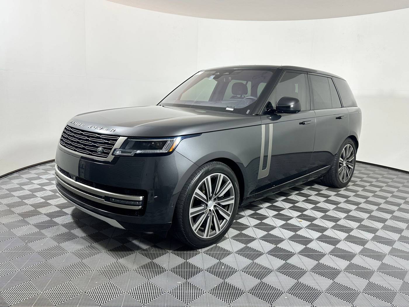 2023 Land Rover Range Rover SE — SUV — 22,105 mi — Houston, TX