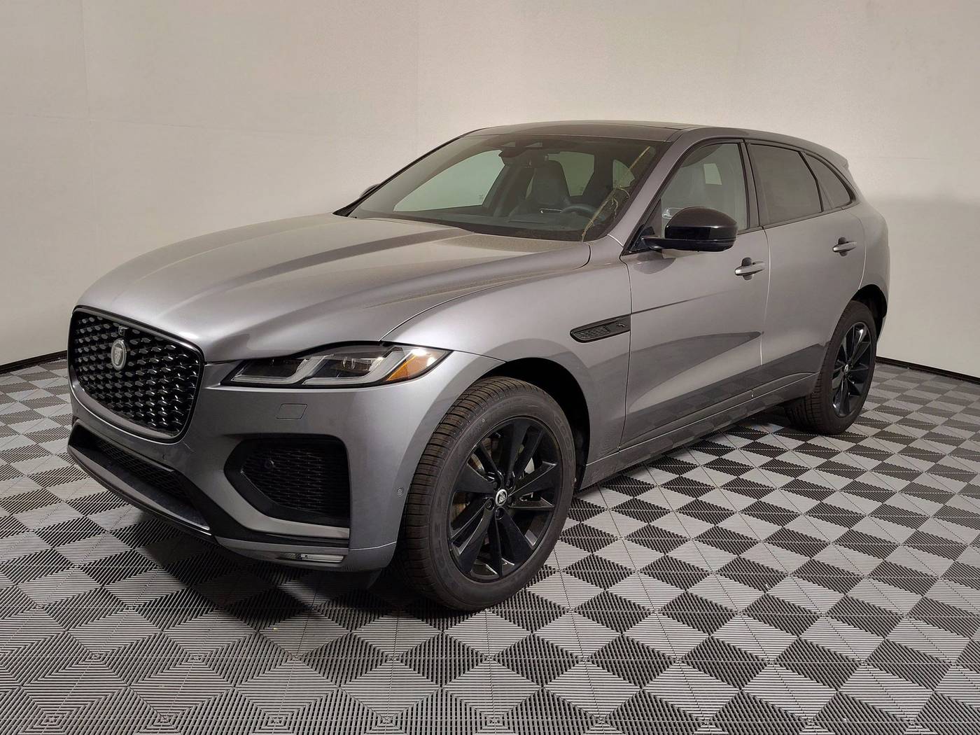 2026 Jaguar F-PACE R-Dynamic S — SUV — 5 mi — Houston, TX