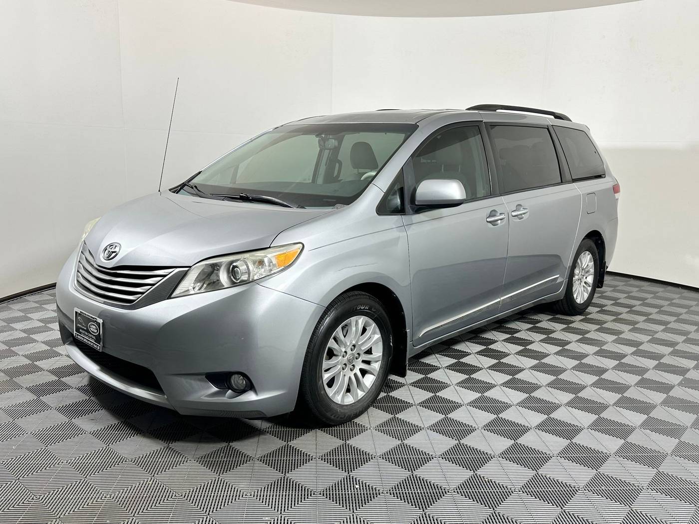 2012 Toyota Sienna XLE — Minivan — 108,429 mi — Houston, TX