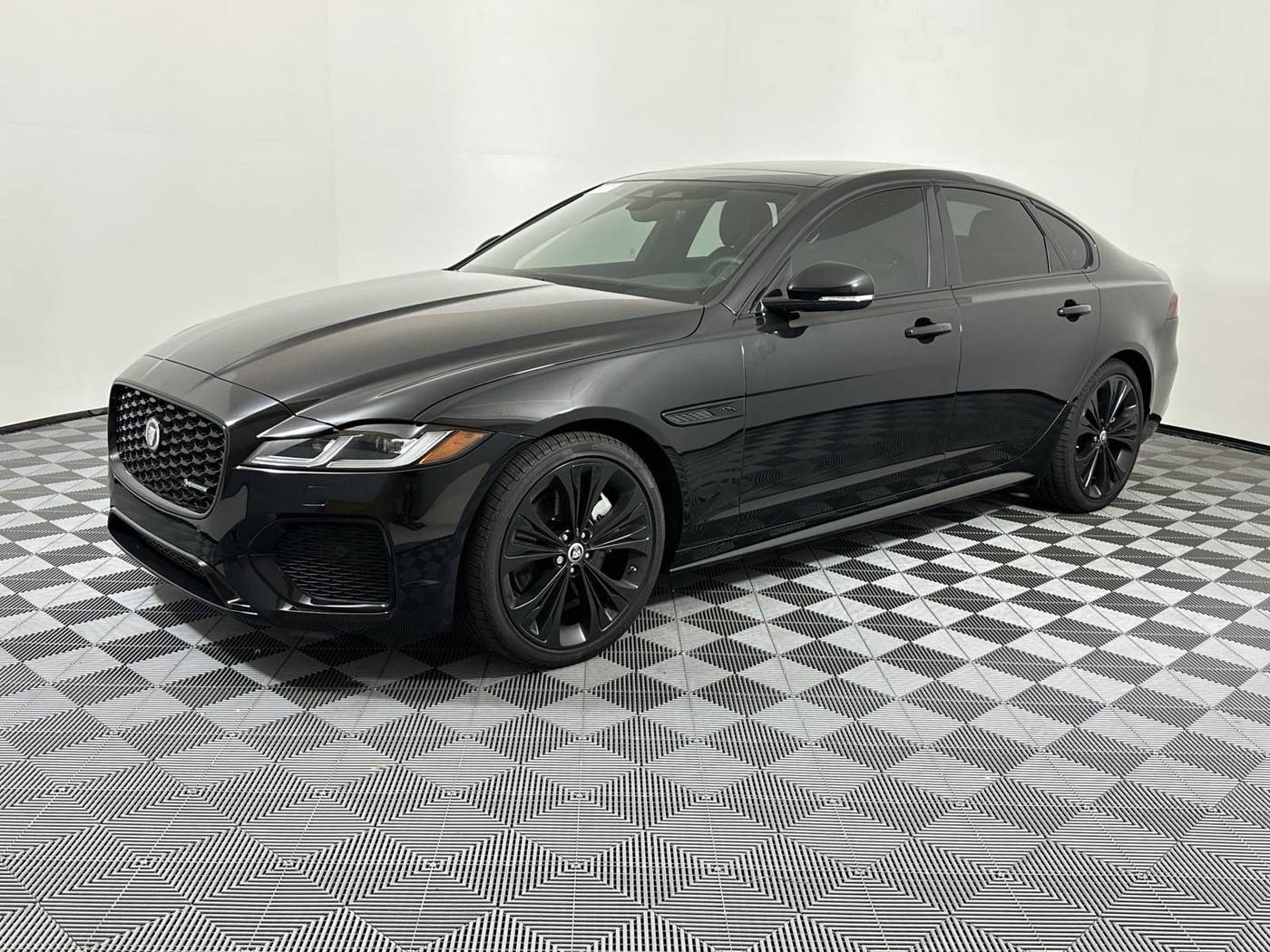 2024 Jaguar XF R-Dynamic SE — Sedan — 5,082 mi — Houston, TX