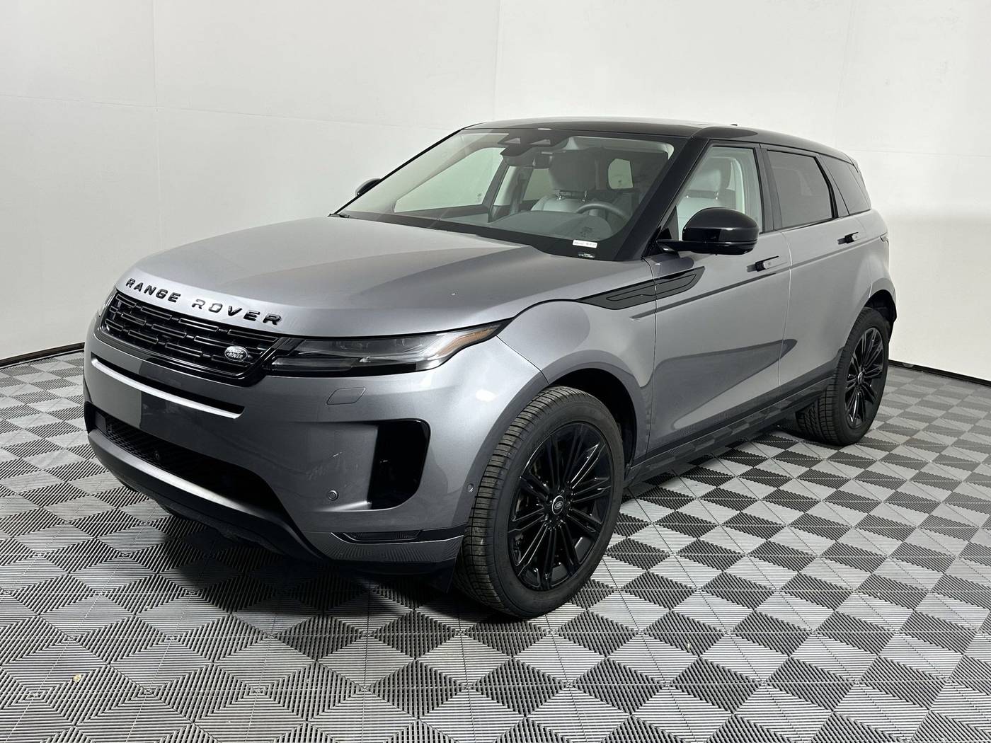 2025 Land Rover Range Rover Evoque S — SUV — 5 mi — Houston, TX