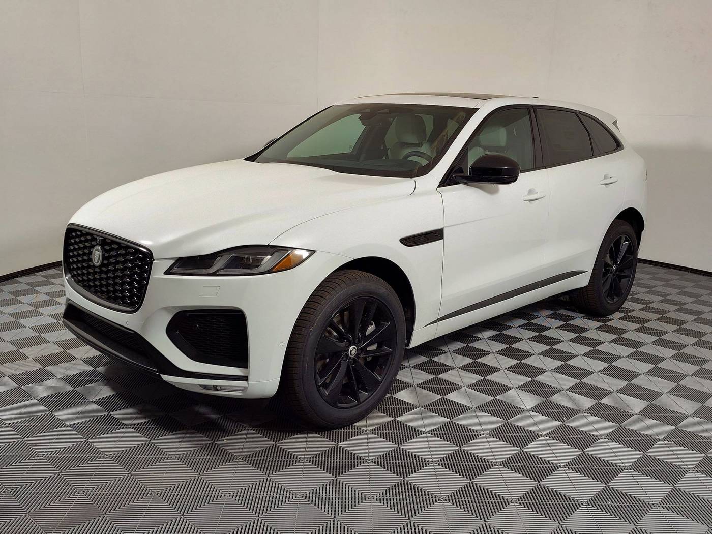 2026 Jaguar F-PACE R-Dynamic S — SUV — 5 mi — Houston, TX