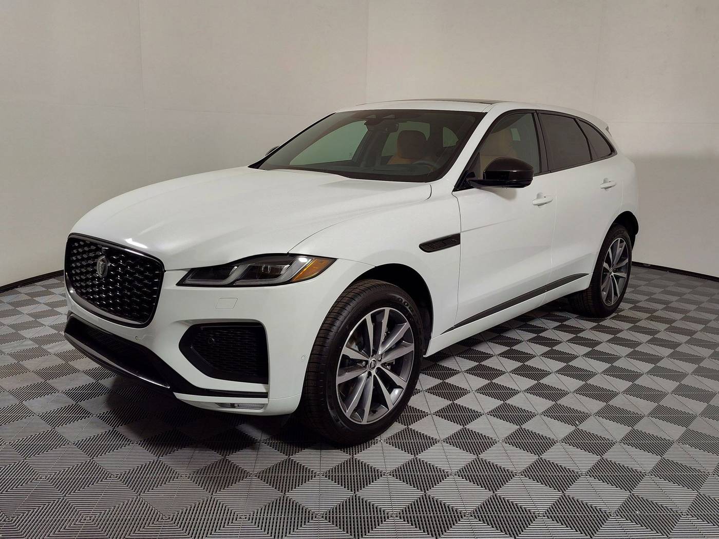 2026 Jaguar F-PACE R-Dynamic S — SUV — 5 mi — Houston, TX
