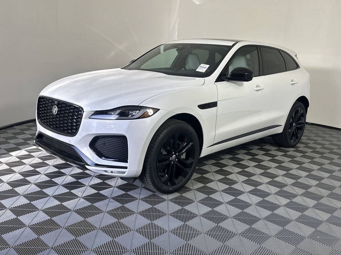 2026 Jaguar F-PACE R-Dynamic S — SUV — 5 mi — Houston, TX